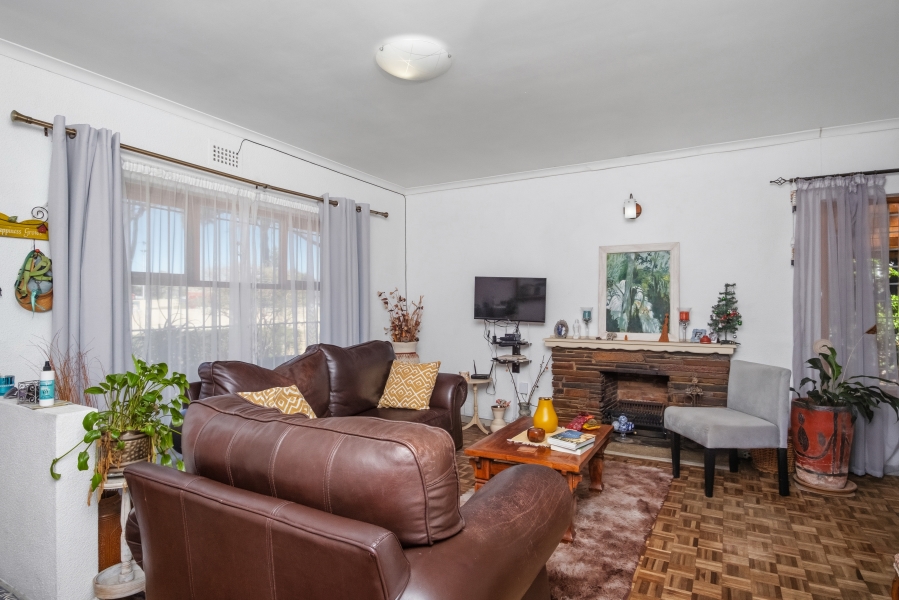 3 Bedroom Property for Sale in Plumstead Western Cape